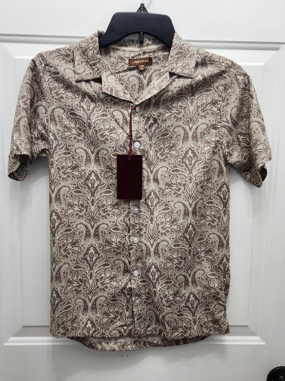 NWT Consequence Boys' Urban Paisley Short Sleeve Button Down Shirt Size 10/12